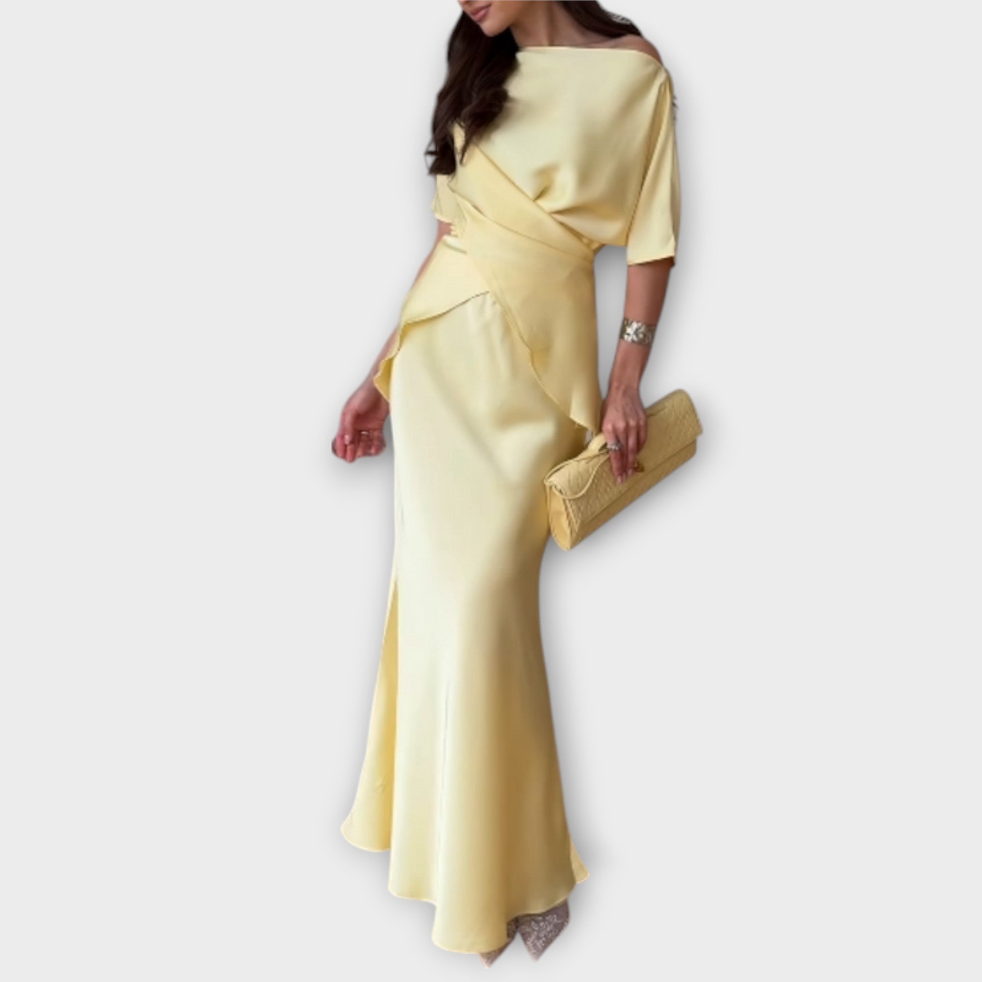 Finja - Off-Shoulder Top mit Knotenfront und Rock-Ensemble